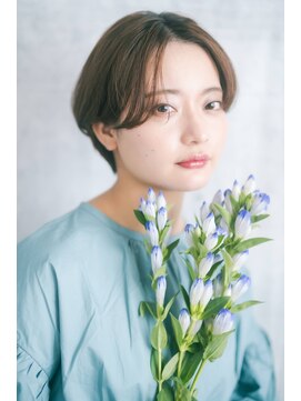 ムーア(MUA) 大人マッシュ×艶カーキ