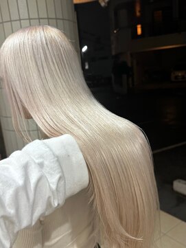 デビュー ヘアーメイク うる艶髪質改善ケラコラハリウッドトリートメント浦添宜野湾