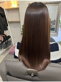 【艶ベージュ×美髪ストレート】柔らか質感の大人ツヤ髪