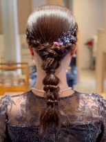 フォーエス(4S)&nbsp;タイト編み下ろし(サイドループ編み) ～結婚式お呼ばれヘア～