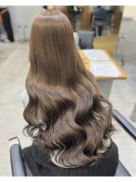 シェス 梅田(shes) アッシュベージュ