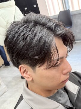 フォンド 津田沼(fond.) MEN’S HAIR/サーフカール/刈り上げセンターパート/津田沼