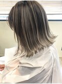 外国人風ロブ ハイライトバレイヤージュ グレージュエアタッチ