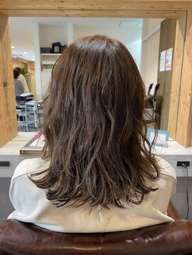 アドラーブル 駅南店(adorable) 【20代】【大人可愛い】【シークレットハイライト】