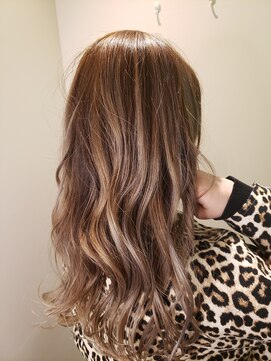 アットティー 金沢文庫(at tee...) ☆外国人風バレイヤージュカラー☆【金沢文庫】