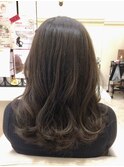ロング×ゆるカール×オリーブアッシュ