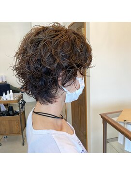 バショ(ba sho) ショートパーマ　くせ毛ショート