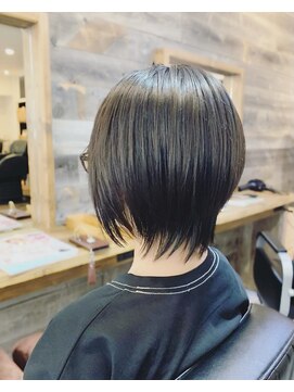 サーティースリー 石川町店(Thirty3) ショートレイヤー