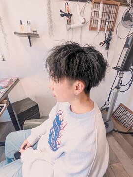 マジカルヘッズ(Magical Heads) ツイストパーマ