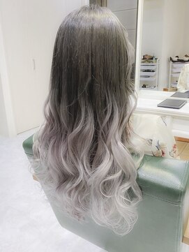 デイズ(days) ホワイトアッシュグラデーションカラーハイトーンカラー