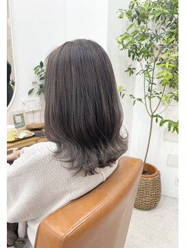 ティエル(TieLu) ブリーチカラー×ラベンダーグレージュ×外国人風