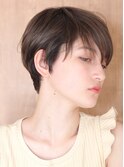 40代50代小顔黒髪ネビージュボブルフワンレン前髪ありショート