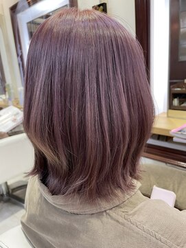 アイズウェスト(I's WEST) ワインレッド/似合わせカット/小顔カット