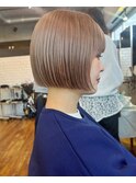 ミルクティーベージュハイトーンカラーブリーチありミニボブロブ