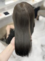 ジーナ 名駅(XENA.) 《Rena》オリーブたっぷりオリーブグレージュ