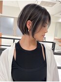 ハイライト白髪ぼかしダブルカラーインナーカラーショートボブ