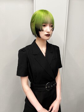 ヴァーディ オモテサンドウ(Vardy omotesando) NEOgreen/ライム ネオン ミニボブ