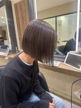 ケンジ 横須賀中央(KENJE) グレージュボブ