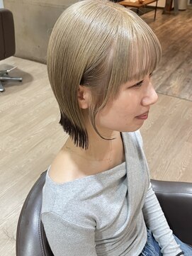 毛先カラーでイメチェン！