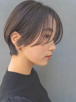 ヴィオラカラー(VIOLLA COLOR)の写真/誤魔化しがきかないショートだからこそmm単位までこだわる、大人可愛いデザインで美シルエットを創る―。