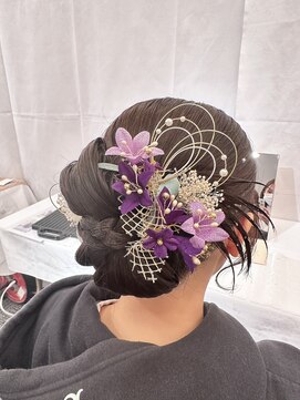 カペリ デ アーテ(Capelli di arte) 振袖ヘアアレンジ/カチモリ/まとめ髪/シニオン