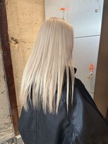 リリック(LYLICK) ホワイトブロンド