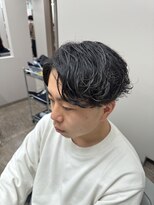 レーヴバイリコ 三軒茶屋(Reve by liko)&nbsp;シャドウパーマ/波巻きシャドウパーマ/センターパート/三軒茶屋
