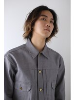 エトレ(ETRE)&nbsp;こなれ感抜群。ラフで上品なニュアンスミディアムヘア