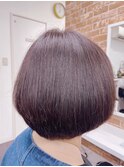 ショートボブ