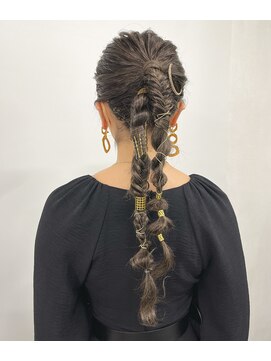ヘアー アレス(hair ales) 結婚式ヘアセット ヘアアレンジ 編みおろし ピンアレンジ