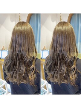 ロンドアベニール 北千住(Lond avenir) ナチュラルレイヤー オリーブベージュ 西田大樹