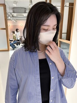 ラミエ バイ メルト 吉祥寺(lamie by melt) 【久保田】レイヤーカットミディアムロブグレージュセンター分け