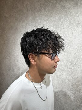 ラルス(Larus) スペインカール/スパイキーショート/ブルーブラック