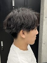 フイ 代々木(Hui)&nbsp;メンズ/アップバング/ツーブロックマッシュ/束感ショート波巻き