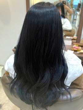 エクリュ 千葉(ecru) ブルーブラック/透明感ブルーアッシュ/暗髪