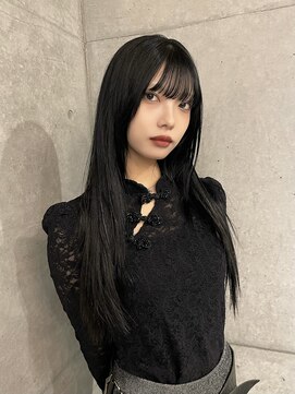 オーオ シカシカ(OOO YY) モードな黒髪