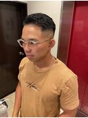 メンズカットショートスタイル七三刈り上げフェードバーバー