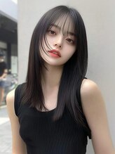 ジゼル 梅田(GiseL) セミロング　レイヤーカット　顔周り　透明感　黒髪　20代30代
