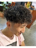 ビハインドザカーテン(BEHIND THE CURTAIN)&nbsp;【外国人風】メンズ×波巻きパーマ