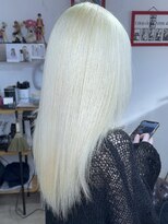 ブレイズヘアー(BLAZEhair) 【抜きっぱなしデザイン】ホワイトブロンド×ブリーチ4回