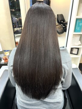 スクリームエラ(SCREAM ERA) ロング/アッシュ/縮毛矯正/髪質改善/20代/30代/40代