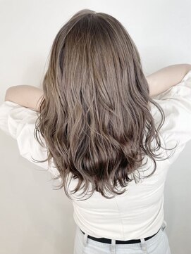 アミ(Ammi) ◆ダブルカラー/レイヤー/イルミナカラー/髪質改善/縮毛矯正