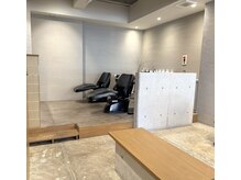 キートス(kiitos)の雰囲気（フルフラットのシャンプー台でリラックスして過ごせます。）