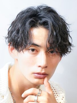 フィフス 渋谷(fifth) ツイストスパイラルパーマセンターパートメンズパーマメンズヘア