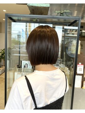 クルニエ(crenier) ♯切りっぱなしボブ