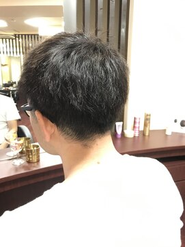 クアドエム(QUADE+m) 刈り上げマッシュ