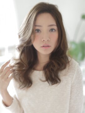 ジーナ 博多(Zina) ホワイトアッシュエアリーミディ/黒髪ショートパーマ