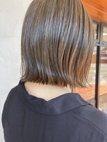 キュオンシア(CUEON. ciea)&nbsp;ぱつっとボブ×オリーブ