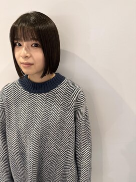 ワン(One) ぱっつんボブ