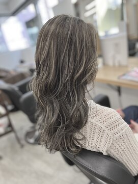 エイト 船橋店(EIGHT) tomi-96　ハイライトカラー！